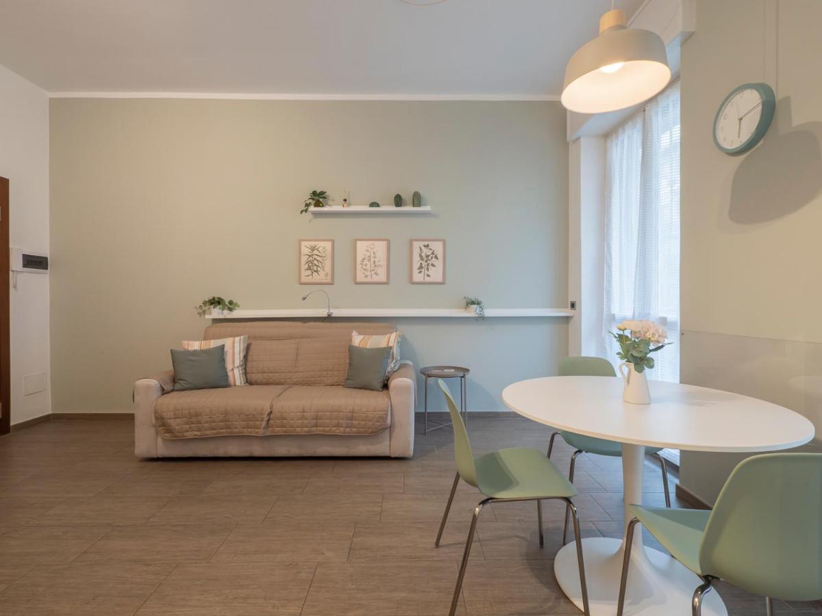 I Host Apartment - Montesuello 9 Milano Eksteriør billede